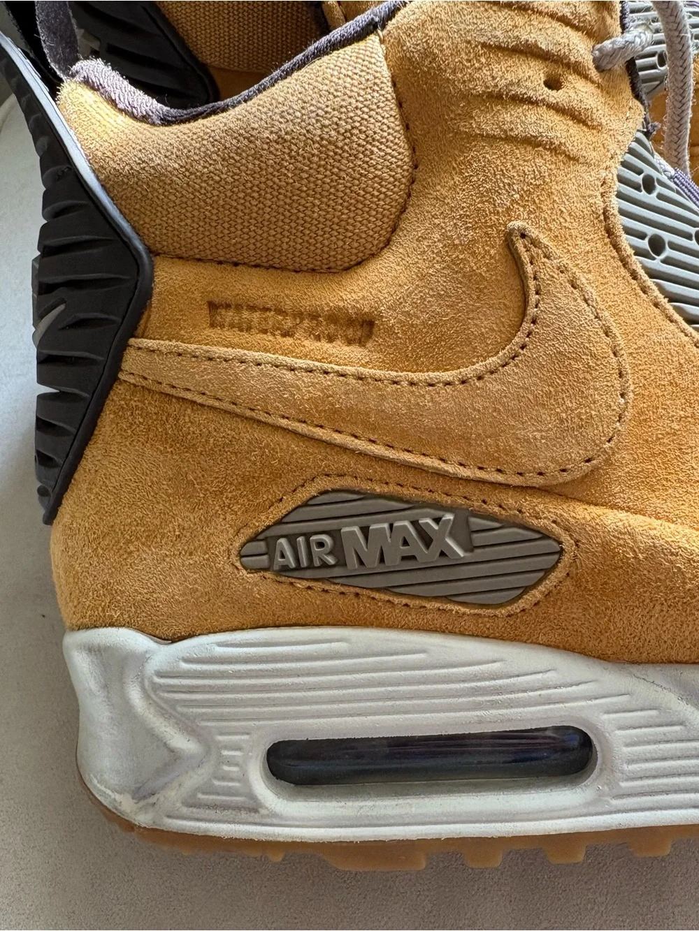 N/A premium suede